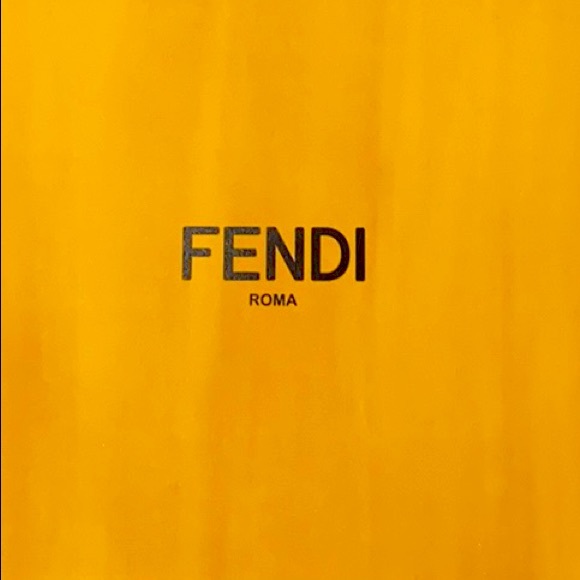 Meet your Posher, Janella - Picture 1 of 2